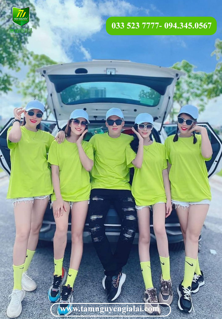 Thiết kế của áo đồng phục lớp nam nữ